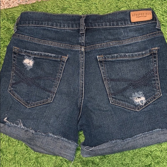 Aeropostale jean shorts in good condition - Picture 2 of 2
